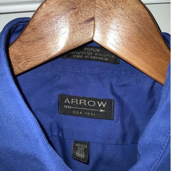 Bundle of Men's Dress Shirts L or 16.5/17 Size Multiple Brands - Picture 2 of 10